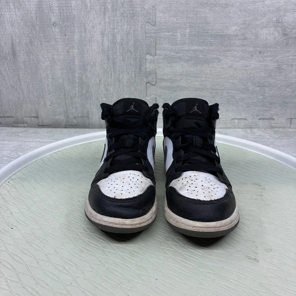 Nike Air Jordan 1 Mid Shoes Kids Size 13C Black White Gray Sneakers DQ8424-001